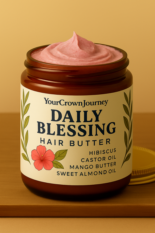 natuurlijke haarboter met hibiscus, castor oil, mango butter en sweet almond oil voor diepe hydratatie, glans en gezonde haargroei bij krullend en kroes haar